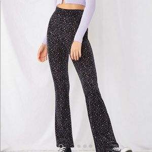 BLACK FLORAL VELVET RIBBED FLARE PANTS